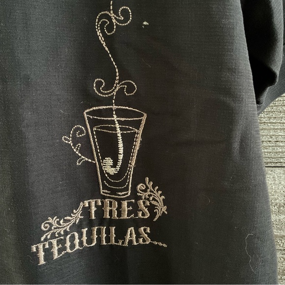 Cubavera Guayabera Shirt Large  Uno Dos Tres Tequila embroidered (P1) - Picture 5 of 9